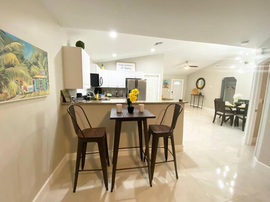 Spacious Home Near Downtown & The Beach Delray Beach Luaran gambar